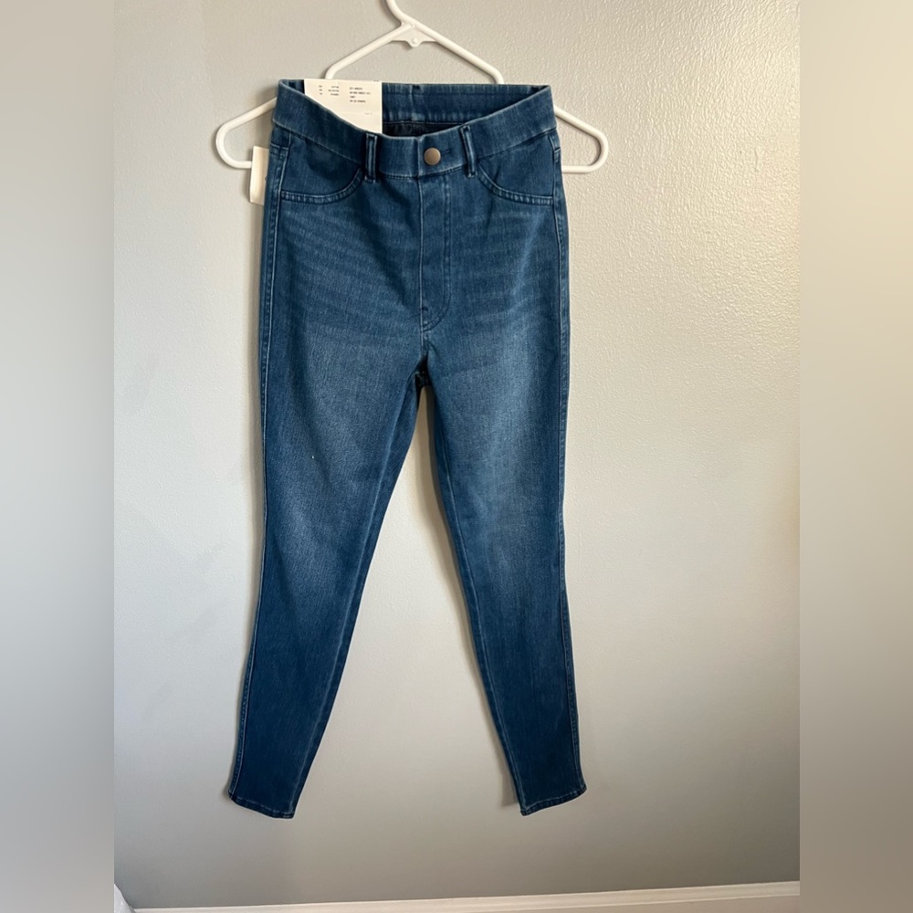 Uniqlo leggings Pants